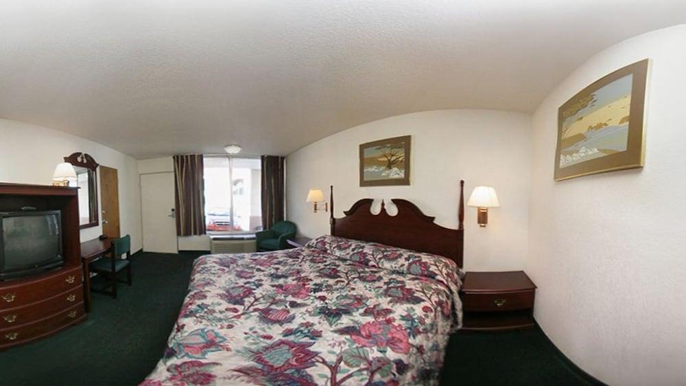 Super 8 By Wyndham Oklahoma Fairgrounds Motel Eksteriør billede